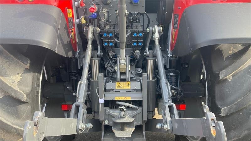 Traktor Massey Ferguson 5S.145 Exclusive Dyna-6 Exclusive: pilt 7 Traktor Massey Ferguson 5S.145 Exclusive Dyna-6 Exclusive: pilt 7