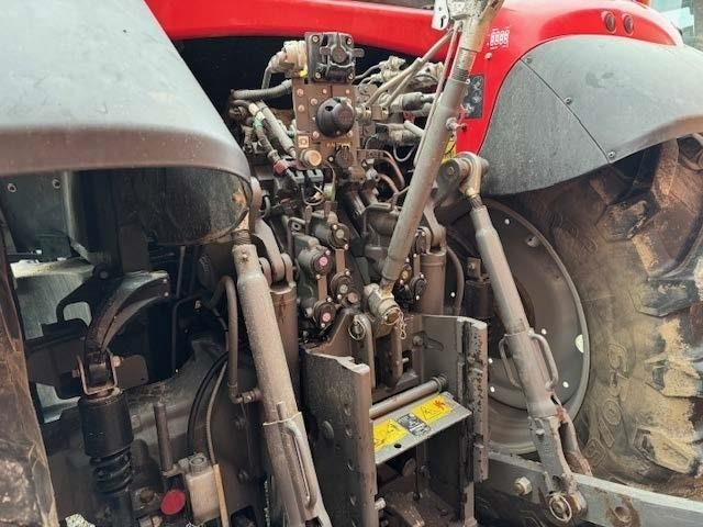 Massey Ferguson 7718S Dyna 6 Efficient inkl. FL4327 Frontlæsser - Traktor: pilt 3 Massey Ferguson 7718S Dyna 6 Efficient inkl. FL4327 Frontlæsser - Traktor: pilt 3