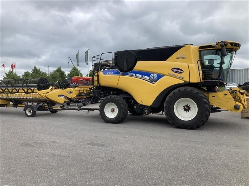 New Holland CR9.90 Med 35 fods Varifeed mm - Kombain: pilt 1 New Holland CR9.90 Med 35 fods Varifeed mm - Kombain: pilt 1