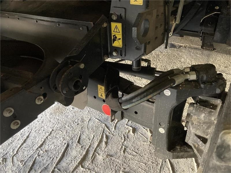 New Holland CR9090 35 fod VF bord og 4wd mm. - Kombain: pilt 5 New Holland CR9090 35 fod VF bord og 4wd mm. - Kombain: pilt 5