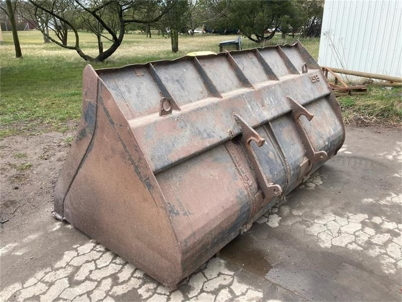 New Holland SKOVL Korn/flisskovl med CNH teleskopophæng - Laaduri kopp: pilt 4 New Holland SKOVL Korn/flisskovl med CNH teleskopophæng - Laaduri kopp: pilt 4