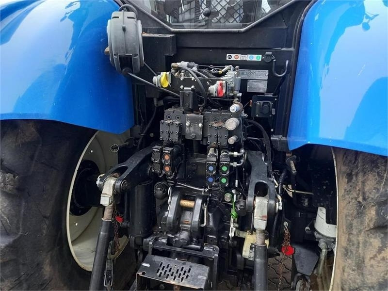 New Holland T7.270 AutoCommand - Traktor: pilt 5 New Holland T7.270 AutoCommand - Traktor: pilt 5