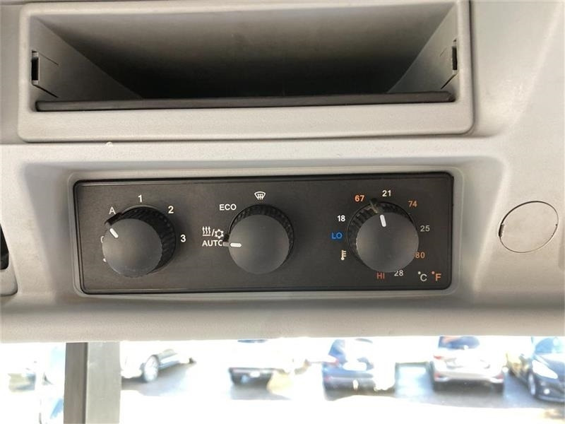 Traktor New Holland T7.315 Auto Command Ny Motor: pilt 16 Traktor New Holland T7.315 Auto Command Ny Motor: pilt 16