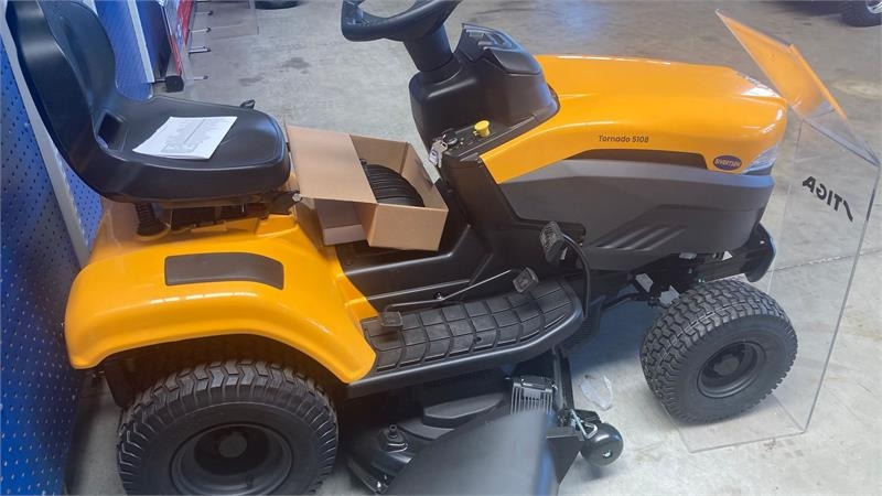 Stiga Tornado 5108 - Munitsipaaltraktor: pilt 3 Stiga Tornado 5108 - Munitsipaaltraktor: pilt 3