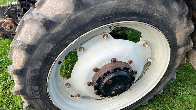 Taurus 270/95R32 - 300/95R46 - Rehv - Põllutööseade: pilt 3 Taurus 270/95R32 - 300/95R46 - Rehv - Põllutööseade: pilt 3