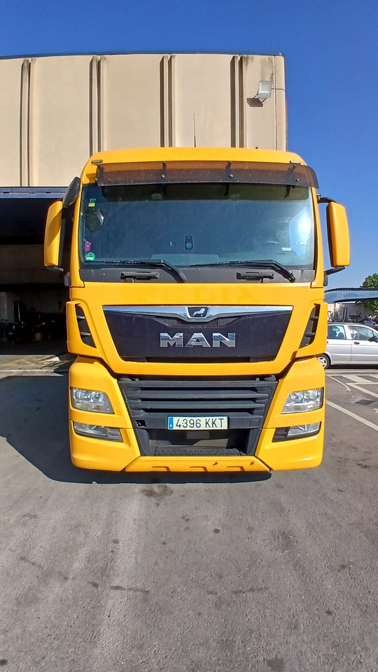 MAN TGX 460 - Sadulveok: pilt 1 MAN TGX 460 - Sadulveok: pilt 1