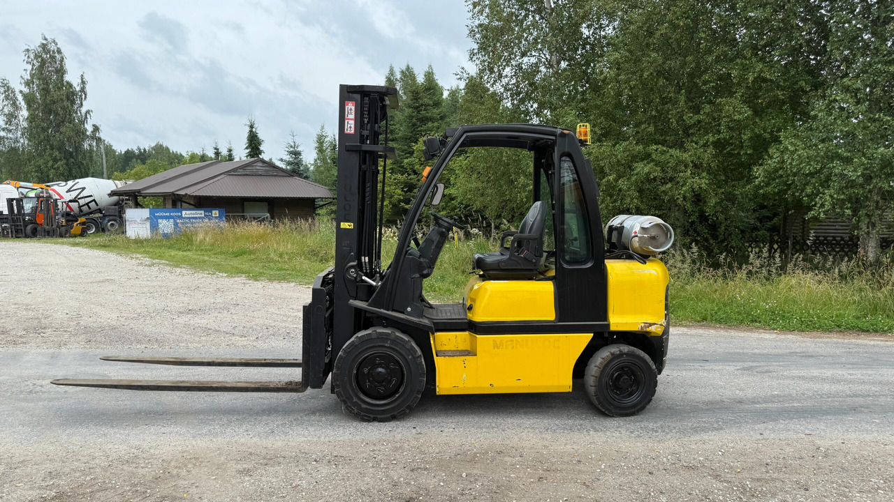 Nissan DX30 - Diiseltõstuk: pilt 2 Nissan DX30 - Diiseltõstuk: pilt 2