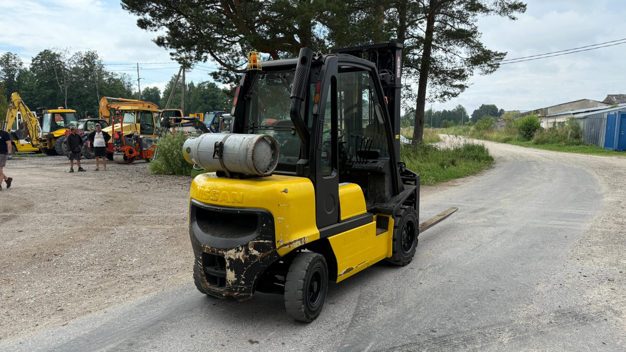 Nissan DX30 - Diiseltõstuk: pilt 5 Nissan DX30 - Diiseltõstuk: pilt 5