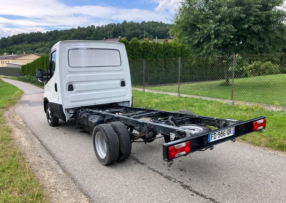 Iveco DAILY 35C14 ramo do zabudowy kiper wywrotka - Kabiinišassiiga veoauto: pilt 4 Iveco DAILY 35C14 ramo do zabudowy kiper wywrotka - Kabiinišassiiga veoauto: pilt 4