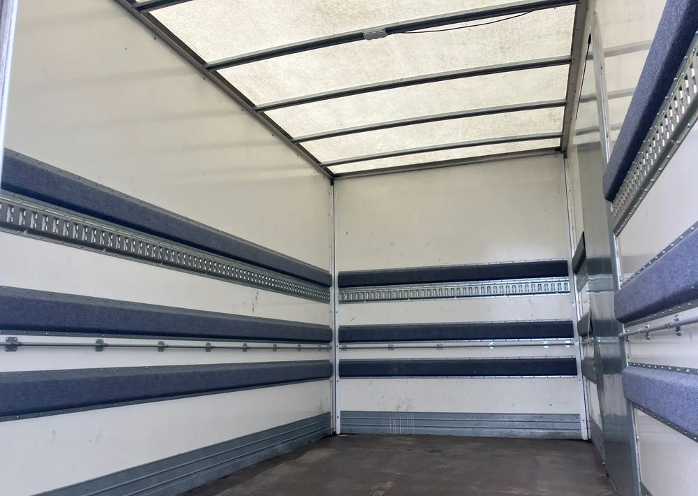 Iveco DAILY 35C16 kontener kurierka 3.0 silnik - Tarbesõiduk furgoon: pilt 5 Iveco DAILY 35C16 kontener kurierka 3.0 silnik - Tarbesõiduk furgoon: pilt 5