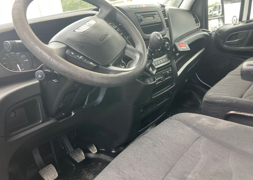 Iveco Daily 35C15 chłodnia 6 palet winda - Tarbesõiduk külmik: pilt 5 Iveco Daily 35C15 chłodnia 6 palet winda - Tarbesõiduk külmik: pilt 5