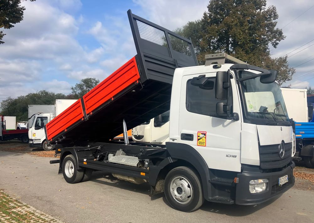 Mercedes-Benz Atego kiper wywrotka blokada mostu - Kallurauto: pilt 1 Mercedes-Benz Atego kiper wywrotka blokada mostu - Kallurauto: pilt 1