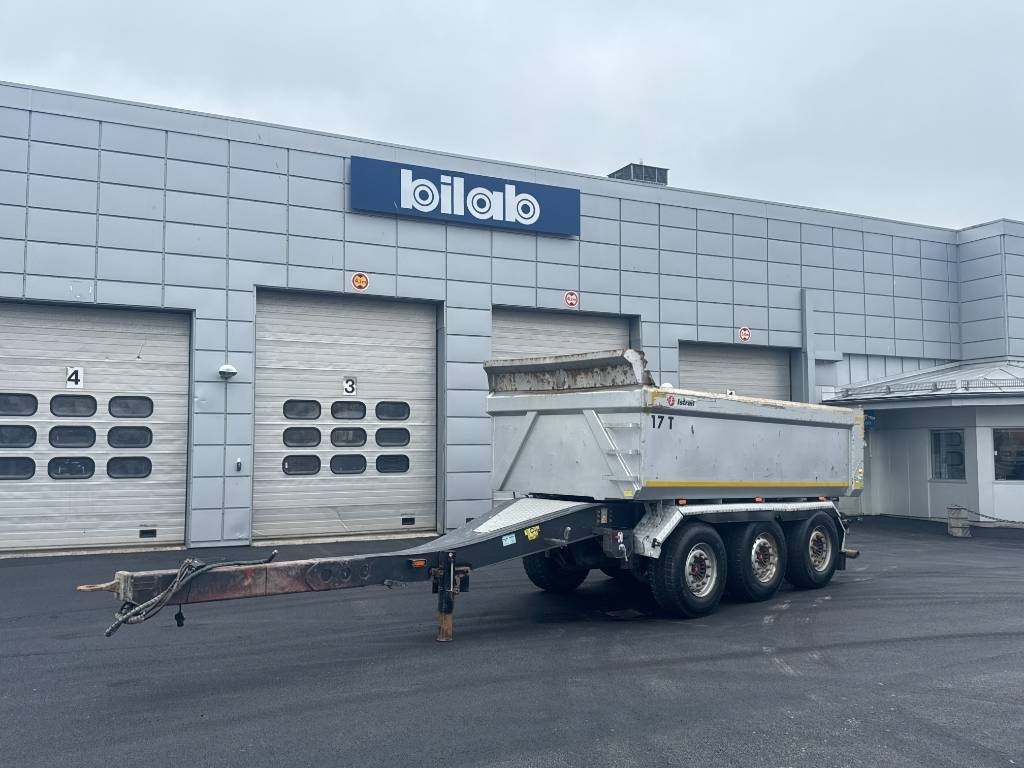 Istrail TN-144 3-axlig Dumperkärra - Kalluri järelhaagis: pilt 1 Istrail TN-144 3-axlig Dumperkärra - Kalluri järelhaagis: pilt 1