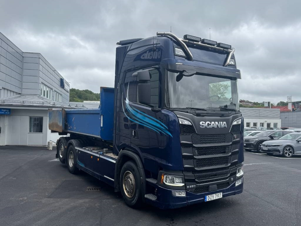 Scania S 580 6x2*4 Lastväxlare Hiab ink Flak - Konkstõstukiga veoauto: pilt 3 Scania S 580 6x2*4 Lastväxlare Hiab ink Flak - Konkstõstukiga veoauto: pilt 3
