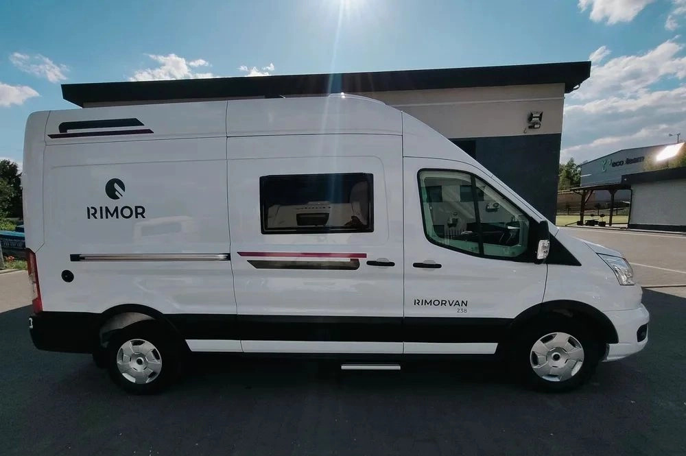 FORD Rimor NEW Ford Van 238 Truma Diesel Roller Shutters Remis AUTOMAT liising FORD Rimor NEW Ford Van 238 Truma Diesel Roller Shutters Remis AUTOMAT: pilt 20 FORD Rimor NEW Ford Van 238 Truma Diesel Roller Shutters Remis AUTOMAT liising FORD Rimor NEW Ford Van 238 Truma Diesel Roller Shutters Remis AUTOMAT: pilt 20