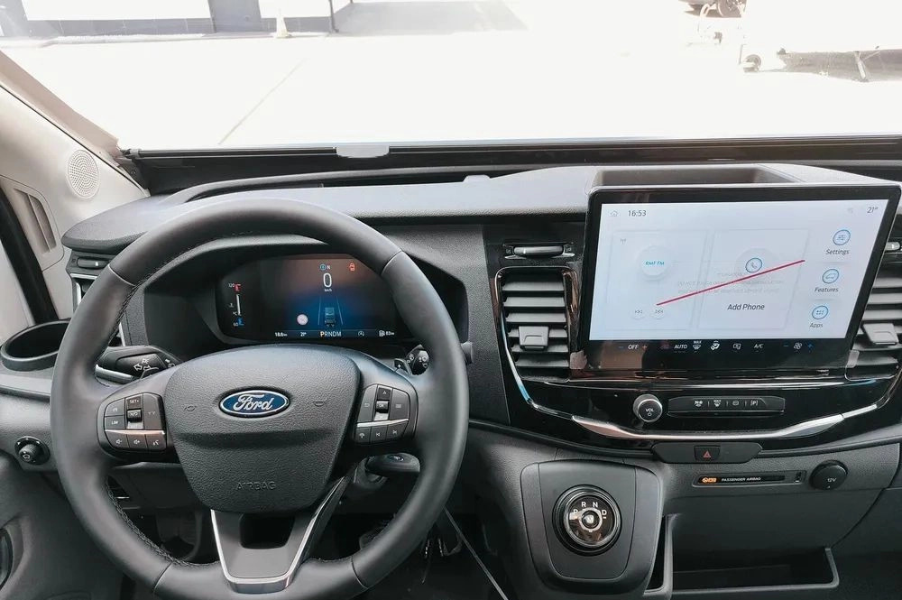 FORD Rimor NEW Ford Van 238 Truma Diesel Roller Shutters Remis AUTOMAT liising FORD Rimor NEW Ford Van 238 Truma Diesel Roller Shutters Remis AUTOMAT: pilt 15 FORD Rimor NEW Ford Van 238 Truma Diesel Roller Shutters Remis AUTOMAT liising FORD Rimor NEW Ford Van 238 Truma Diesel Roller Shutters Remis AUTOMAT: pilt 15