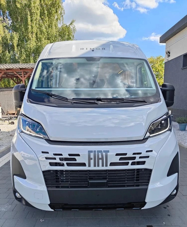 Fiat Ducato Rimor Horus 45 NEW AUTOMAT Grau Truma Diesel Lampen FULL LED 4-Sitzer - Campervan: pilt 2 Fiat Ducato Rimor Horus 45 NEW AUTOMAT Grau Truma Diesel Lampen FULL LED 4-Sitzer - Campervan: pilt 2