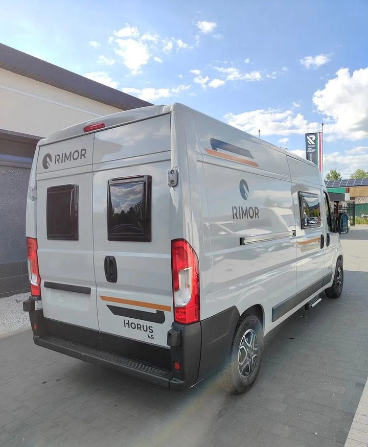 Fiat Ducato Rimor Horus 45 NEW AUTOMAT Grau Truma Diesel Lampen FULL LED 4-Sitzer - Matkaauto: pilt 5 Fiat Ducato Rimor Horus 45 NEW AUTOMAT Grau Truma Diesel Lampen FULL LED 4-Sitzer - Matkaauto: pilt 5