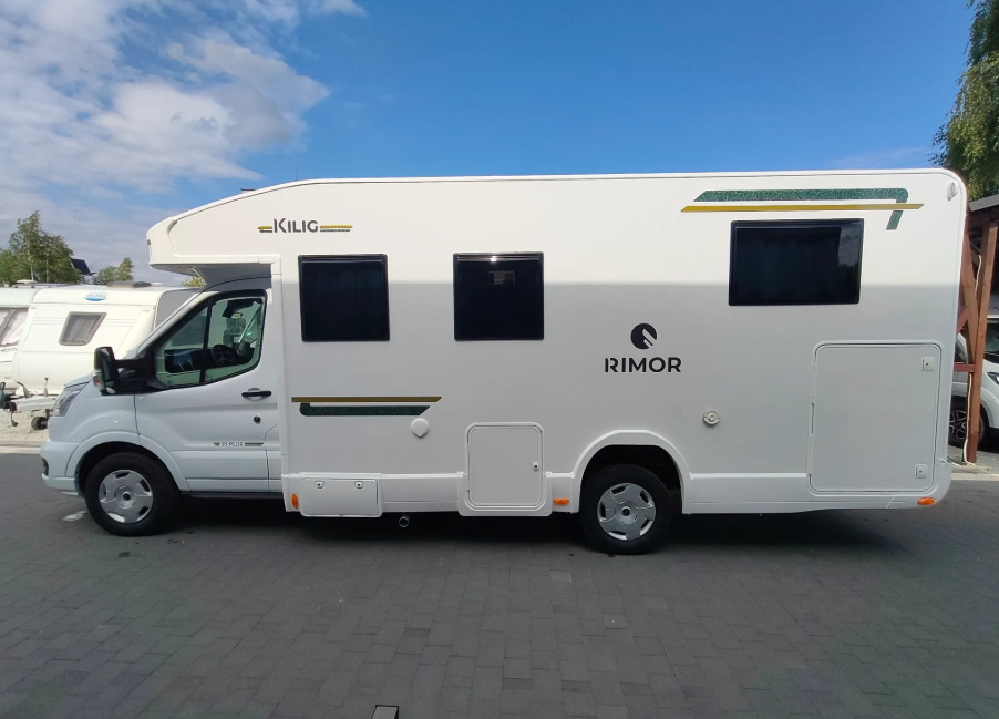 RIMOR Rimor KILIG 95 Plus NEW Retrofitted 5 Passenger Winter Camera Navigation - Campervan: pilt 3 RIMOR Rimor KILIG 95 Plus NEW Retrofitted 5 Passenger Winter Camera Navigation - Campervan: pilt 3