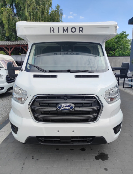 RIMOR Rimor KILIG 95 Plus NEW Retrofitted 5 Passenger Winter Camera Navigation - Campervan: pilt 5 RIMOR Rimor KILIG 95 Plus NEW Retrofitted 5 Passenger Winter Camera Navigation - Campervan: pilt 5