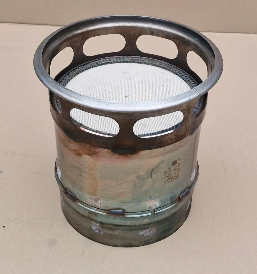 DAF XF XG FILTR CZĄSTEK STAŁYCH DPF 2410279 - Väljalaskesüsteem - Veoauto: pilt 1 DAF XF XG FILTR CZĄSTEK STAŁYCH DPF 2410279 - Väljalaskesüsteem - Veoauto: pilt 1