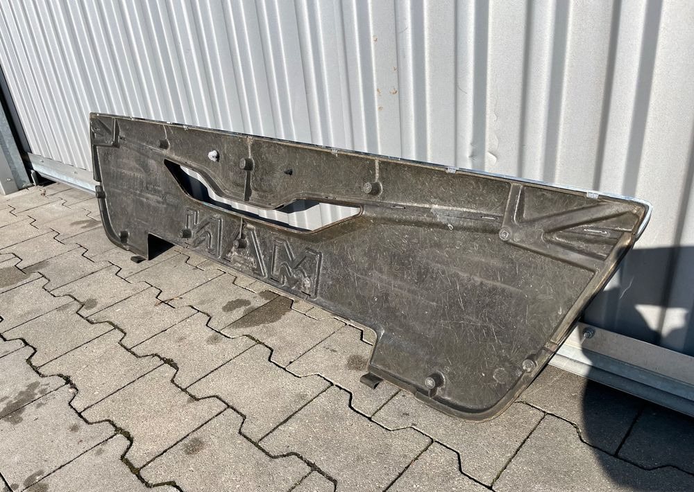 Grill MAN TGL TGM euro 6 lift atrapa gril - Pealisehitus ja välispind - Veoauto: pilt 3 Grill MAN TGL TGM euro 6 lift atrapa gril - Pealisehitus ja välispind - Veoauto: pilt 3
