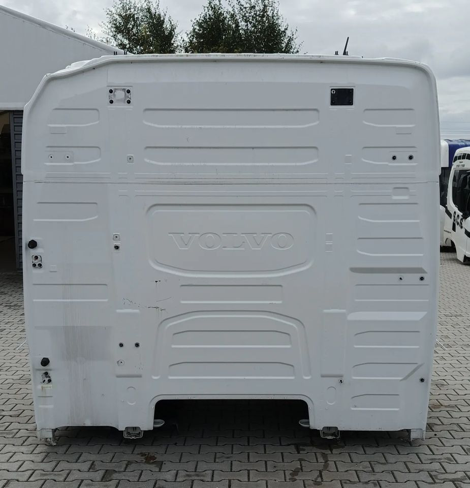 KABINA VOLVO FH4 - Pealisehitus ja välispind: pilt 2 KABINA VOLVO FH4 - Pealisehitus ja välispind: pilt 2