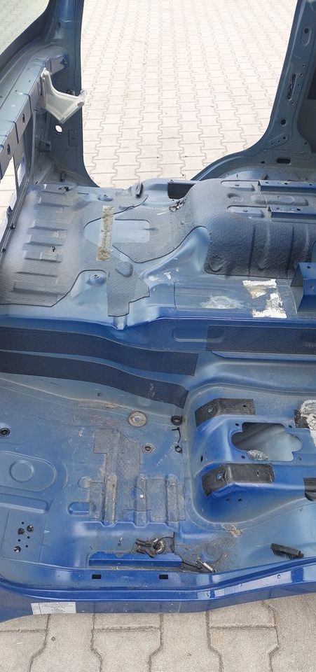 Kabiin - Veoauto KABINA  VOLVO FL 2022R: pilt 8