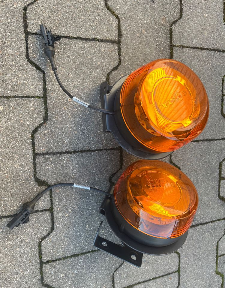 Lampa ostrzegawcza Volvo FH FM kogut - Tuled/ Valgus - Veoauto: pilt 1 Lampa ostrzegawcza Volvo FH FM kogut - Tuled/ Valgus - Veoauto: pilt 1