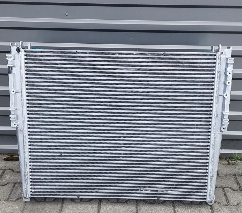MERCEDES ACTROS MP4 CHŁODNICA POWIETRZA INTERCOOLER NOWA - Radiaator - Auto: pilt 2 MERCEDES ACTROS MP4 CHŁODNICA POWIETRZA INTERCOOLER NOWA - Radiaator - Auto: pilt 2