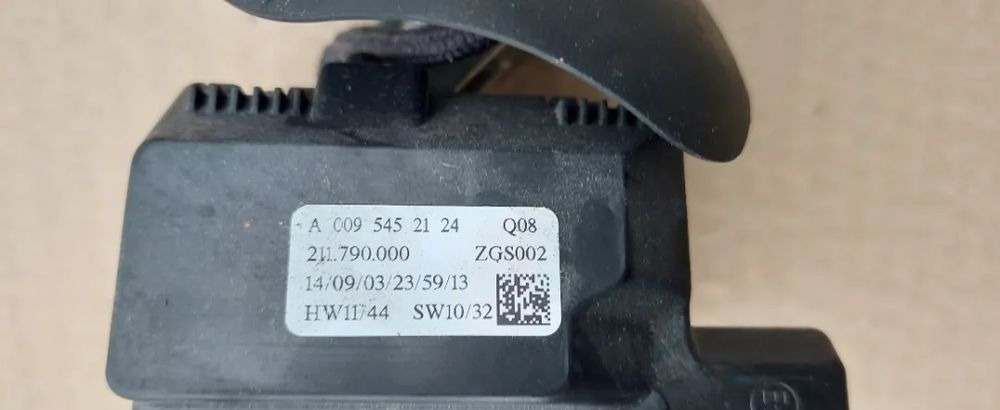 MERCEDES ACTROS MP4 MANETKA ZMIANY BIEGÓW - Käigukang - Veoauto: pilt 2 MERCEDES ACTROS MP4 MANETKA ZMIANY BIEGÓW - Käigukang - Veoauto: pilt 2