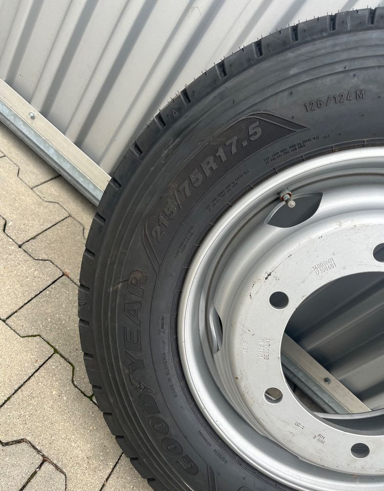 NOWE koło opona Goodyear KMAX D 215/75R 17.5 - Rehvid ja veljed - Veoauto: pilt 2 NOWE koło opona Goodyear KMAX D 215/75R 17.5 - Rehvid ja veljed - Veoauto: pilt 2