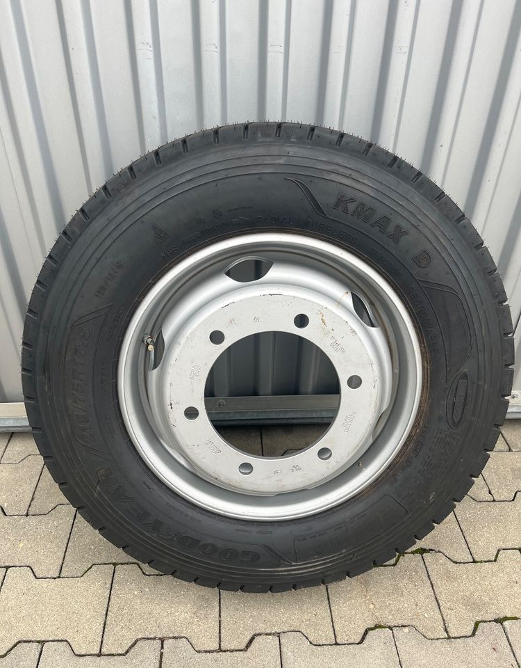 NOWE koło opona Goodyear KMAX D 215/75R 17.5 - Rehvid ja veljed - Veoauto: pilt 1 NOWE koło opona Goodyear KMAX D 215/75R 17.5 - Rehvid ja veljed - Veoauto: pilt 1