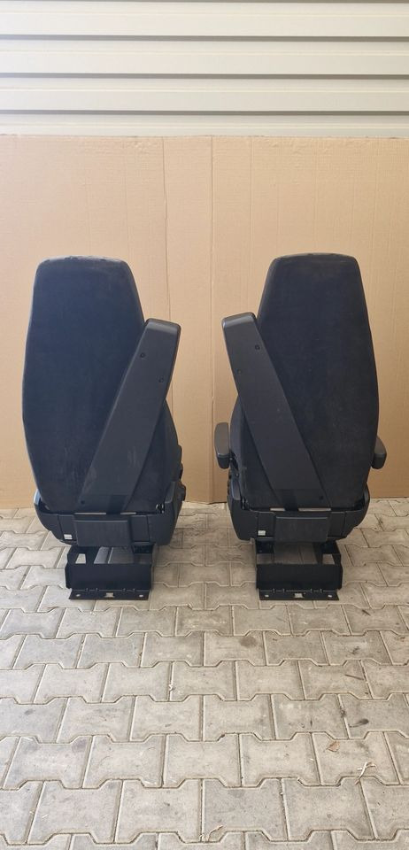 SCANIA R S FOTEL FOTELE KOMPLET - Iste - Veoauto: pilt 2 SCANIA R S FOTEL FOTELE KOMPLET - Iste - Veoauto: pilt 2