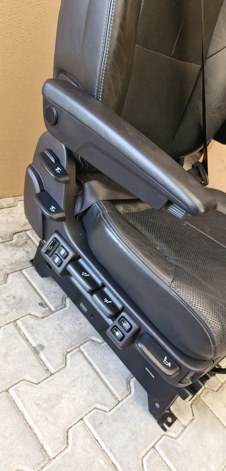 SCANIA R S FOTEL PASAŻERA FULL OPCJA SKÓRA - Iste - Veoauto: pilt 4 SCANIA R S FOTEL PASAŻERA FULL OPCJA SKÓRA - Iste - Veoauto: pilt 4