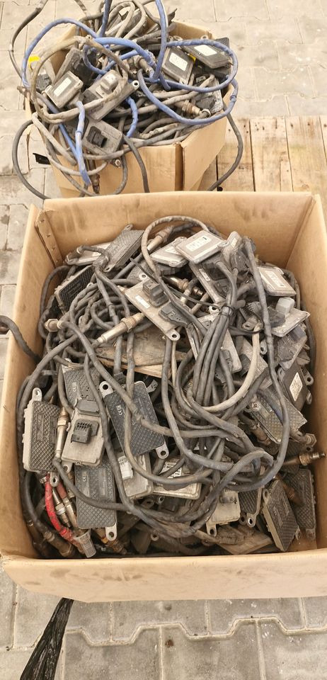 SENSOR NOX CZUJNIK POZIOMU SPALIN MAN DAF SCANIA IVECO RENAULT - Sensor - Veoauto: pilt 1 SENSOR NOX CZUJNIK POZIOMU SPALIN MAN DAF SCANIA IVECO RENAULT - Sensor - Veoauto: pilt 1