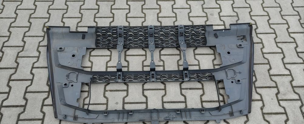 VOLVO FH5 GRILL ATRAPA DOLNA - Pealisehitus ja välispind: pilt 2 VOLVO FH5 GRILL ATRAPA DOLNA - Pealisehitus ja välispind: pilt 2