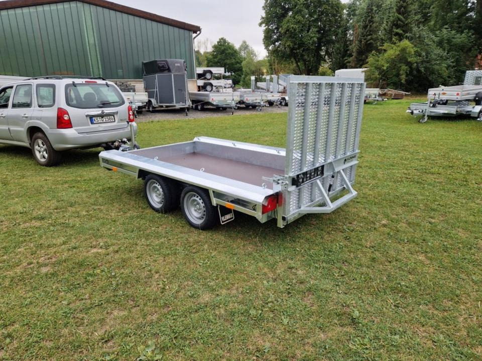 Bau- Maschinentransporte 2,7t Minibagger PKW-Anhänger - Ehitustehnika haagis: pilt 2 Bau- Maschinentransporte 2,7t Minibagger PKW-Anhänger - Ehitustehnika haagis: pilt 2