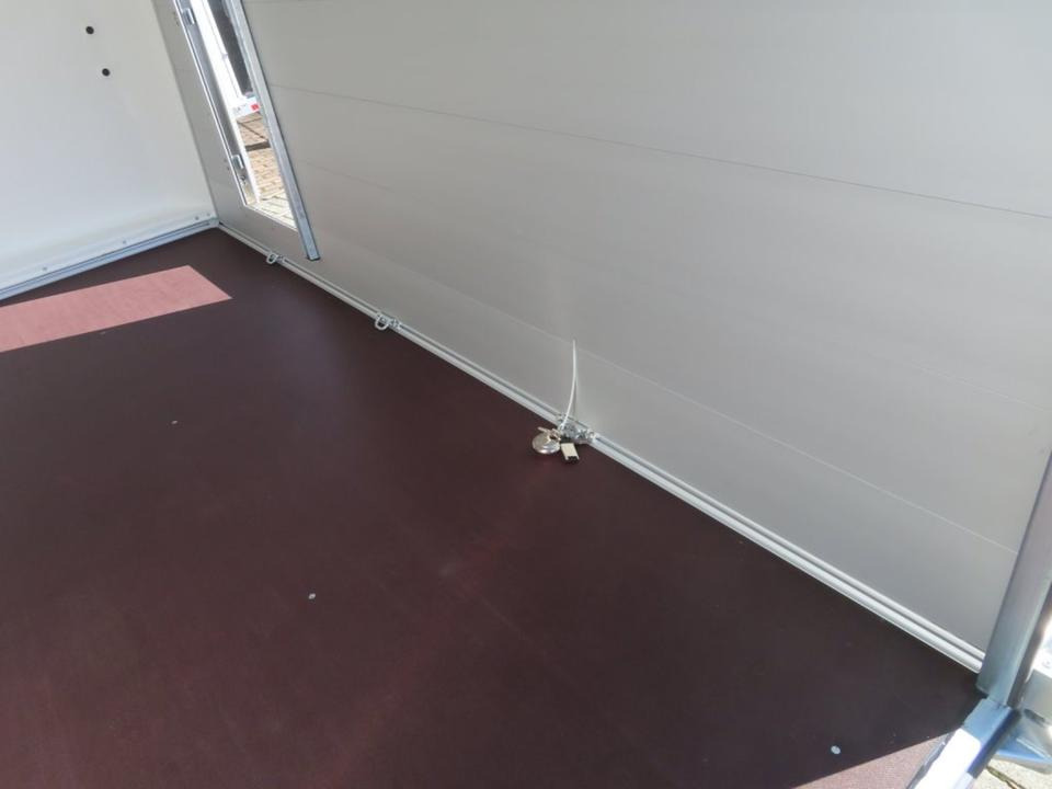 Böckmann KT-PB-AL 3018/27 Kofferanhänger,100 km/h,PKW Anhänger - Furgoonjärelhaagis: pilt 5 Böckmann KT-PB-AL 3018/27 Kofferanhänger,100 km/h,PKW Anhänger - Furgoonjärelhaagis: pilt 5