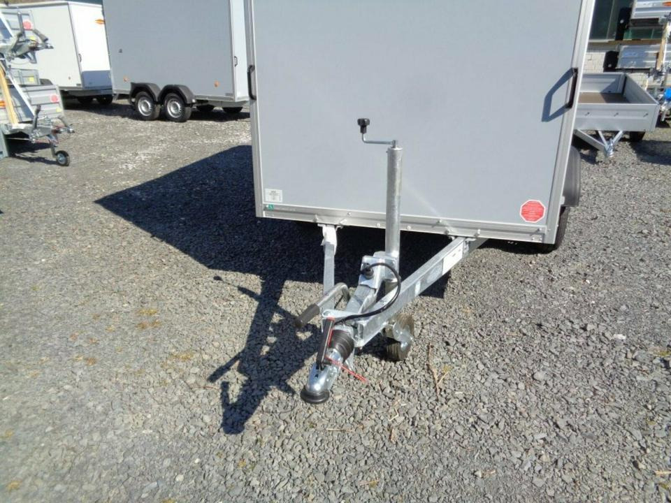 Böckmann PKW-Anhänger, 2,7 to. Koffer, 100 km/h - Furgoonjärelhaagis: pilt 3 Böckmann PKW-Anhänger, 2,7 to. Koffer, 100 km/h - Furgoonjärelhaagis: pilt 3