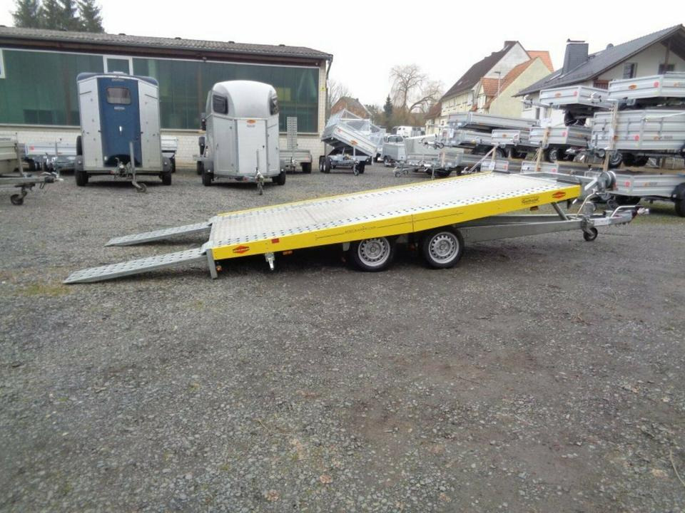 Böckmann PKW-Anhänger, Autotransporter, 3,0to. kippbar, 100 km/h - Treiler järelhaagis: pilt 1 Böckmann PKW-Anhänger, Autotransporter, 3,0to. kippbar, 100 km/h - Treiler järelhaagis: pilt 1