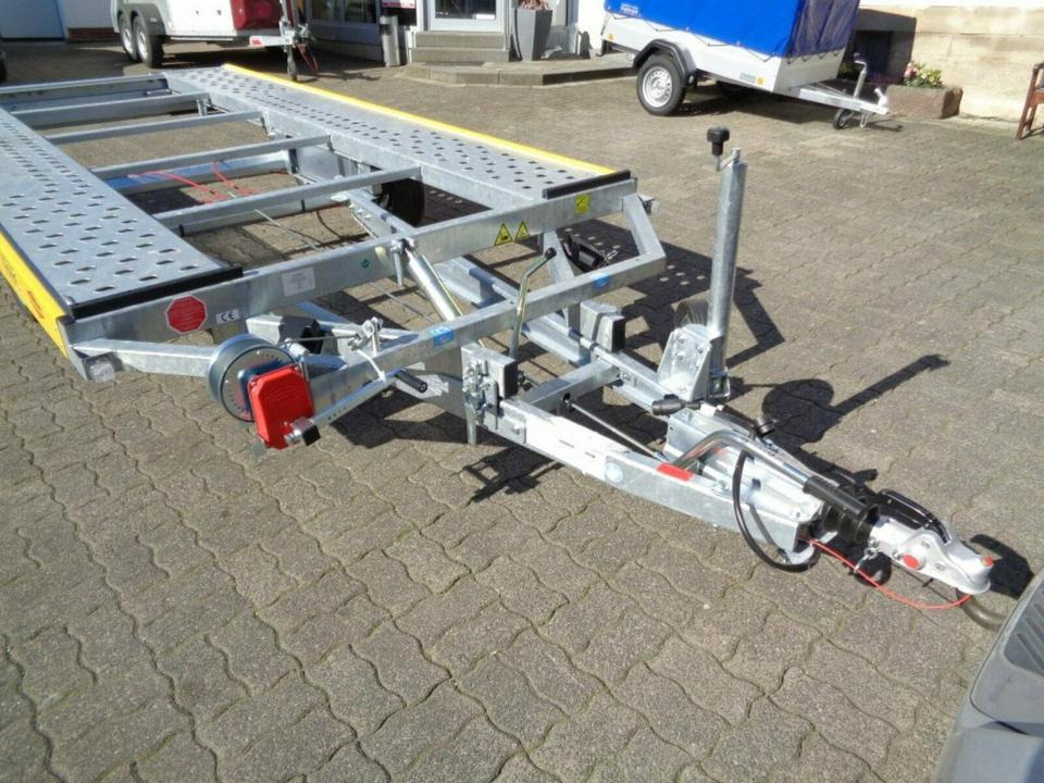 Böckmann PKW-Anhänger, Autotransporter, 3,0to. kippbar, 100 km/h - Treiler järelhaagis: pilt 4 Böckmann PKW-Anhänger, Autotransporter, 3,0to. kippbar, 100 km/h - Treiler järelhaagis: pilt 4