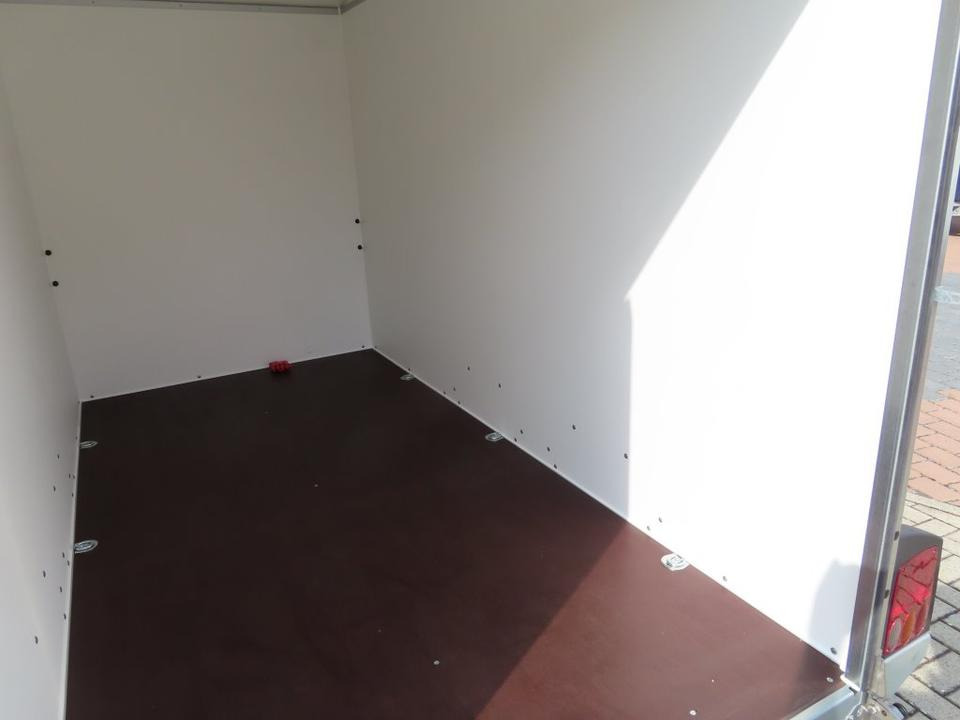 Furgoonjärelhaagis Böckmann PKW-Anhänger,Koffer, Tür-Rampekombination, 2,0 to. 100 k: pilt 8