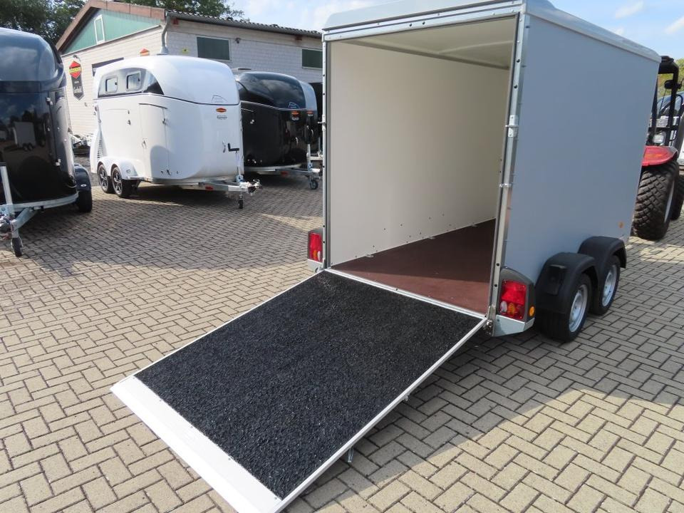 Böckmann PKW-Anhänger,Koffer, Tür-Rampekombination, 2,0 to. 100 k - Furgoonjärelhaagis: pilt 1 Böckmann PKW-Anhänger,Koffer, Tür-Rampekombination, 2,0 to. 100 k - Furgoonjärelhaagis: pilt 1