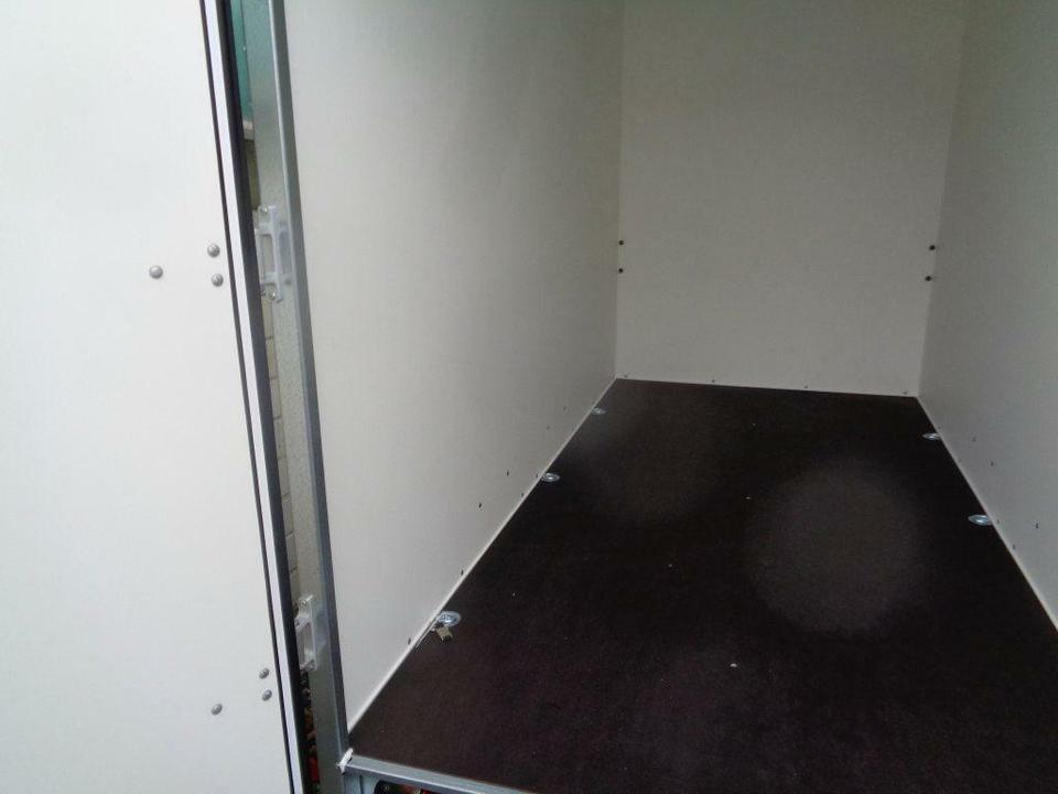 Böckmann PKW-Anhänger Kofferanhänger 2,0 to. 100 km/h - Furgoonjärelhaagis: pilt 4 Böckmann PKW-Anhänger Kofferanhänger 2,0 to. 100 km/h - Furgoonjärelhaagis: pilt 4