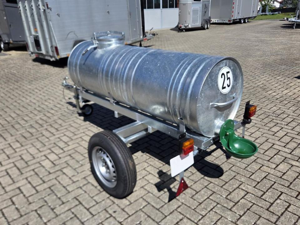 Wasserfass Verzinkt 600l Tränke Fahrgestell Beleuchtung - Tsisternhaagis: pilt 5 Wasserfass Verzinkt 600l Tränke Fahrgestell Beleuchtung - Tsisternhaagis: pilt 5