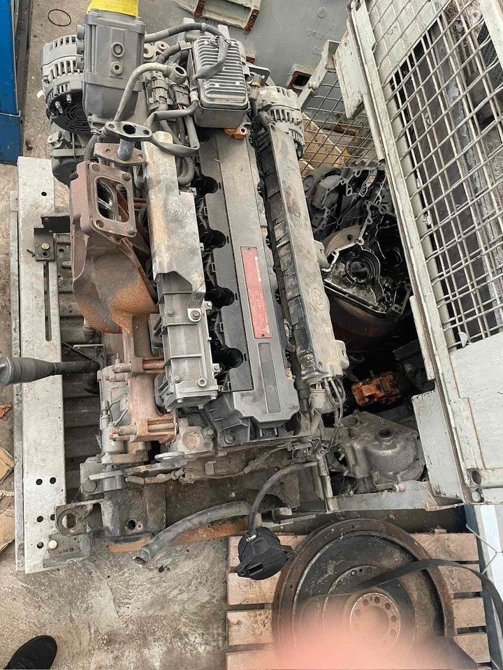 DEUTZ TCD 6.1 L6 Agri T4i - Mootor - Traktor: pilt 1 DEUTZ TCD 6.1 L6 Agri T4i - Mootor - Traktor: pilt 1