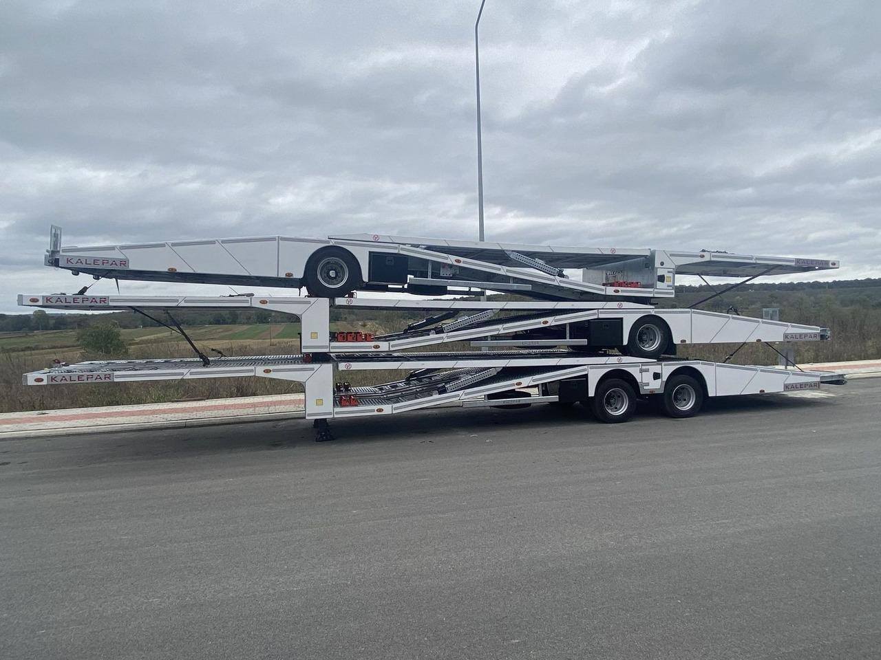 KALEPAR KLP119V4 4er-Autotransporter 1xAchse VDI - Treilerpoolhaagis: pilt 2 KALEPAR KLP119V4 4er-Autotransporter 1xAchse VDI - Treilerpoolhaagis: pilt 2