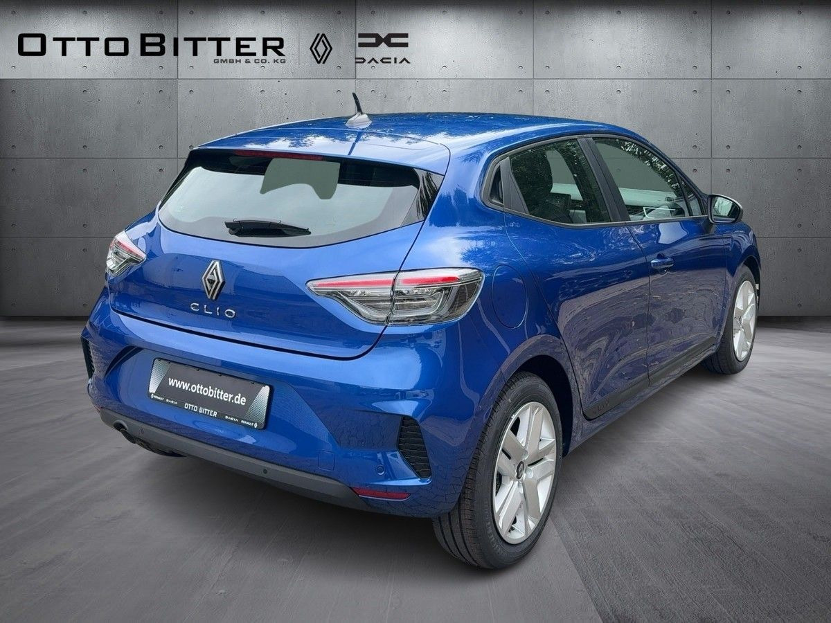 Renault Clio Evolution ECO-G 100 FLÜSSIGGAS KAMERA - Sedaan: pilt 4 Renault Clio Evolution ECO-G 100 FLÜSSIGGAS KAMERA - Sedaan: pilt 4