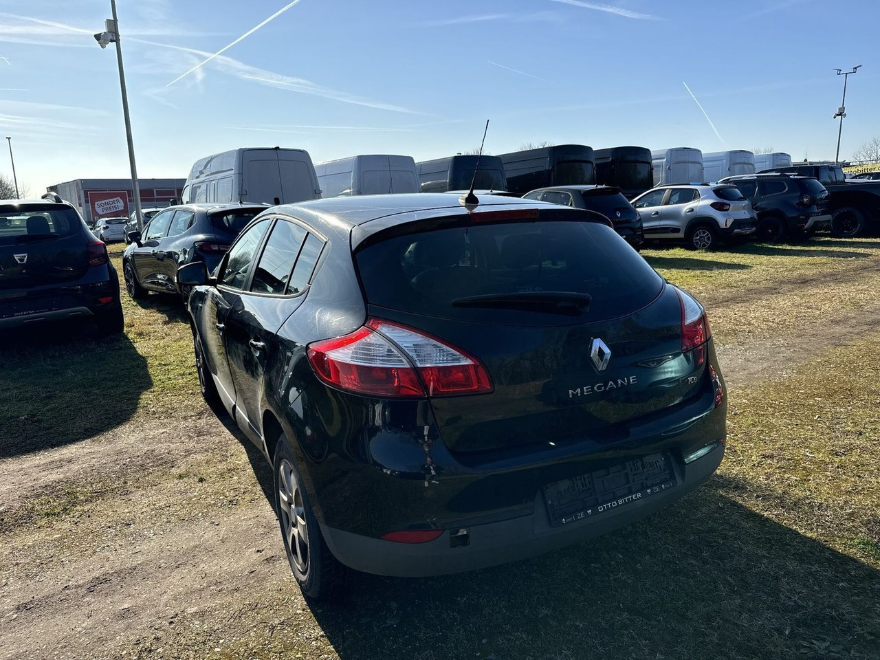 Renault Megane Limited TCe115 +KUPPLUNG DEFEKT/MOTOR OK+ - Sedaan: pilt 2 Renault Megane Limited TCe115 +KUPPLUNG DEFEKT/MOTOR OK+ - Sedaan: pilt 2